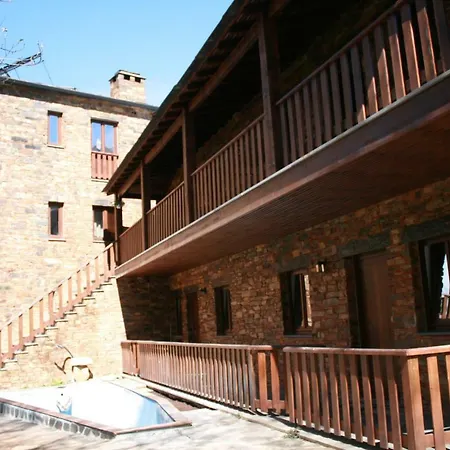Casas Do Rio * Пампильоза-да-Серра